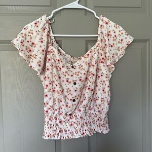 NWOT Monteau Los Angeles Blouse